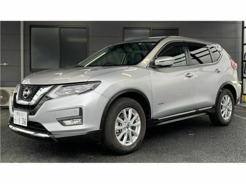 NISSAN　X-TRAIL