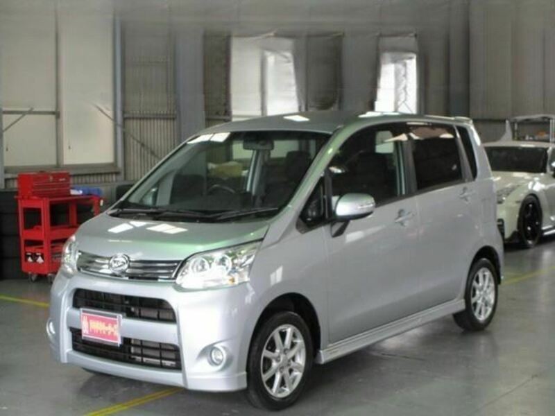 DAIHATSU　MOVE