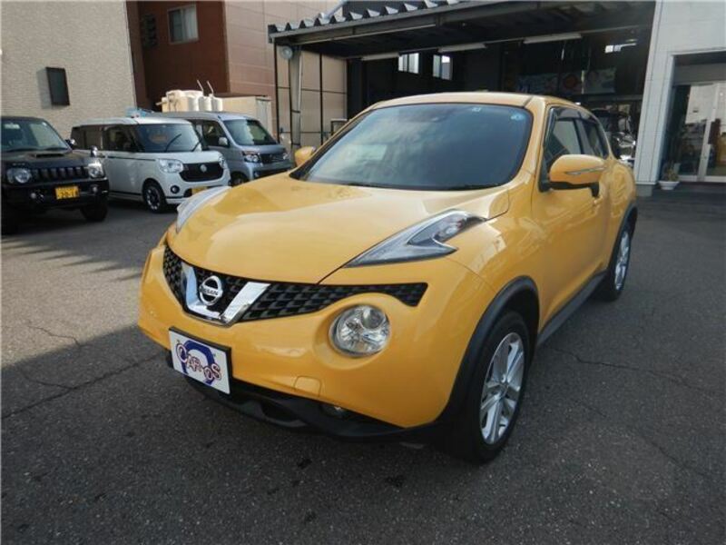 NISSAN　JUKE