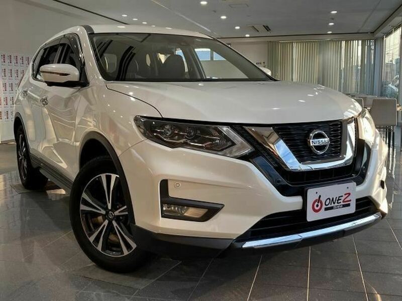 NISSAN　X-TRAIL