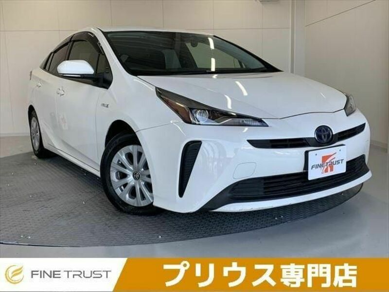 TOYOTA　PRIUS