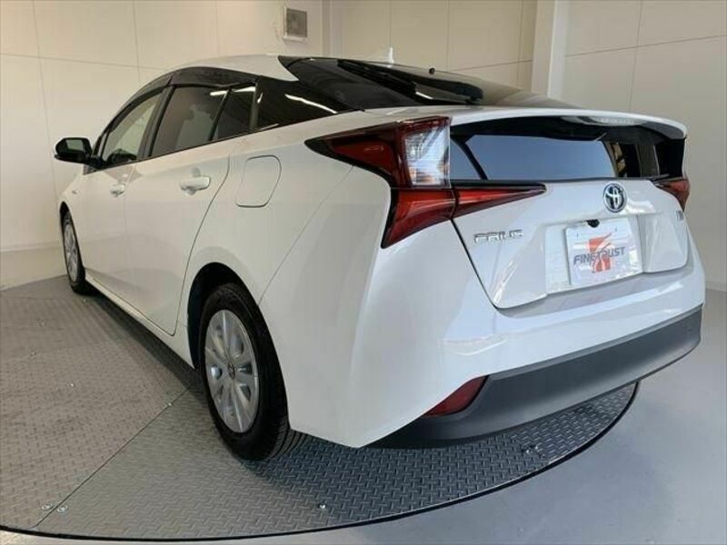 PRIUS-5