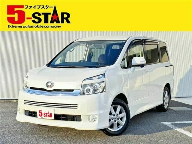 TOYOTA　VOXY