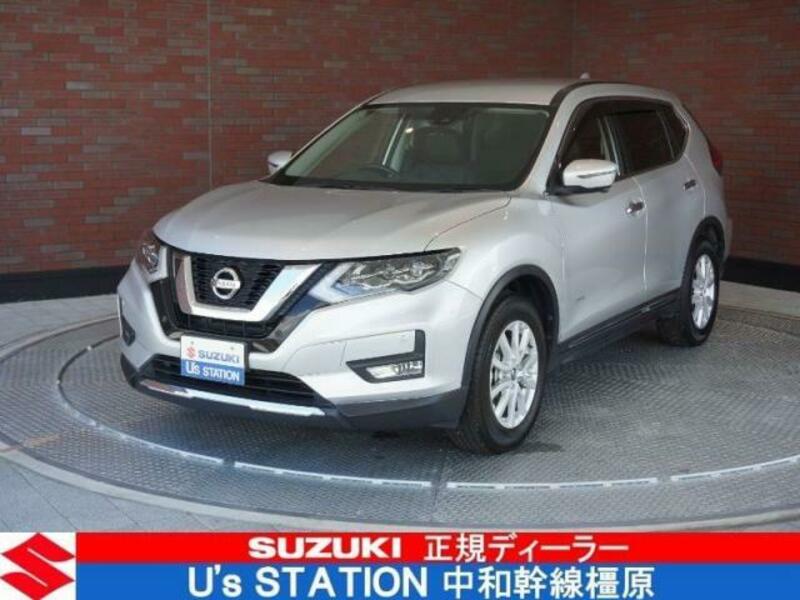 NISSAN　X-TRAIL