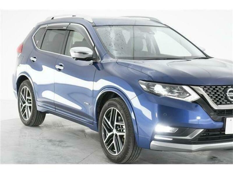 X-TRAIL-4