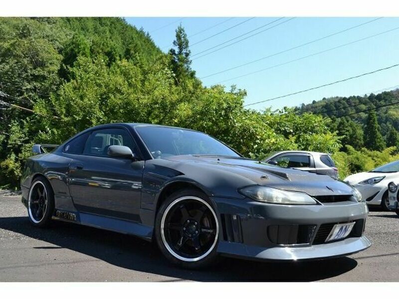 NISSAN　SILVIA