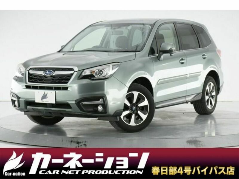 SUBARU　FORESTER