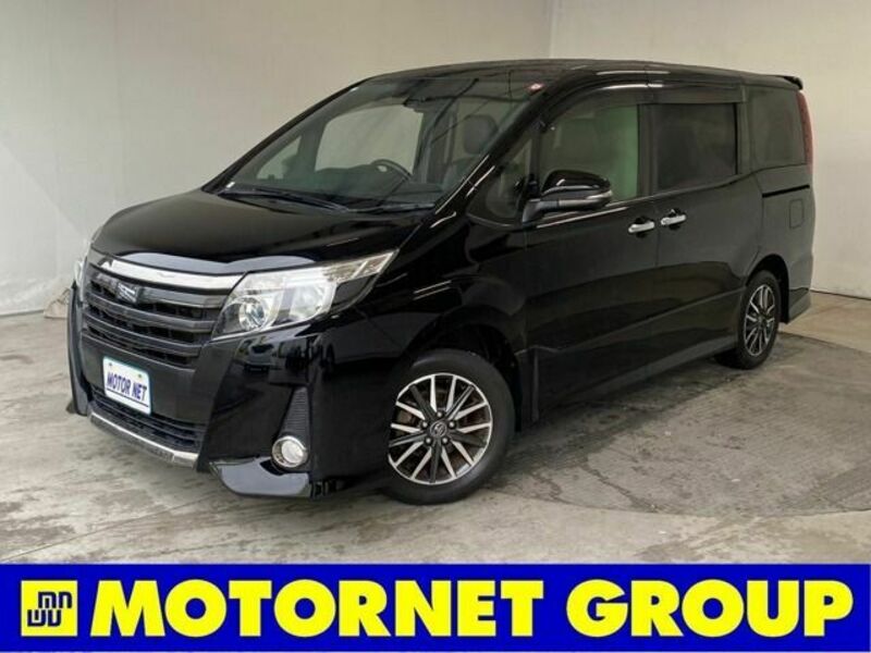 TOYOTA　NOAH