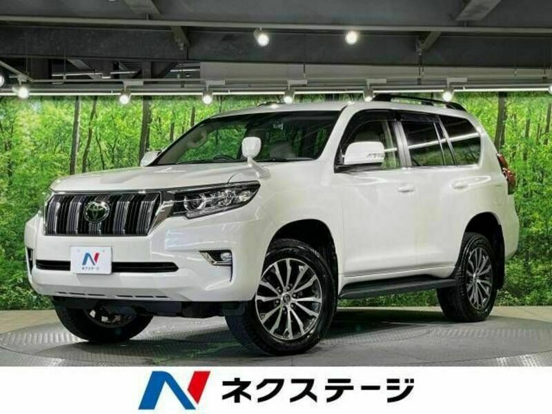 TOYOTA　LAND CRUISER PRADO