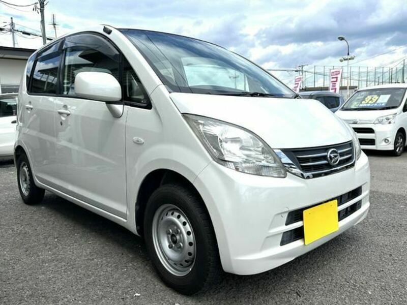 DAIHATSU　MOVE