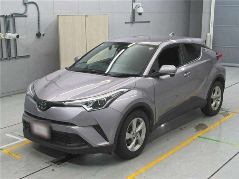 TOYOTA　C-HR