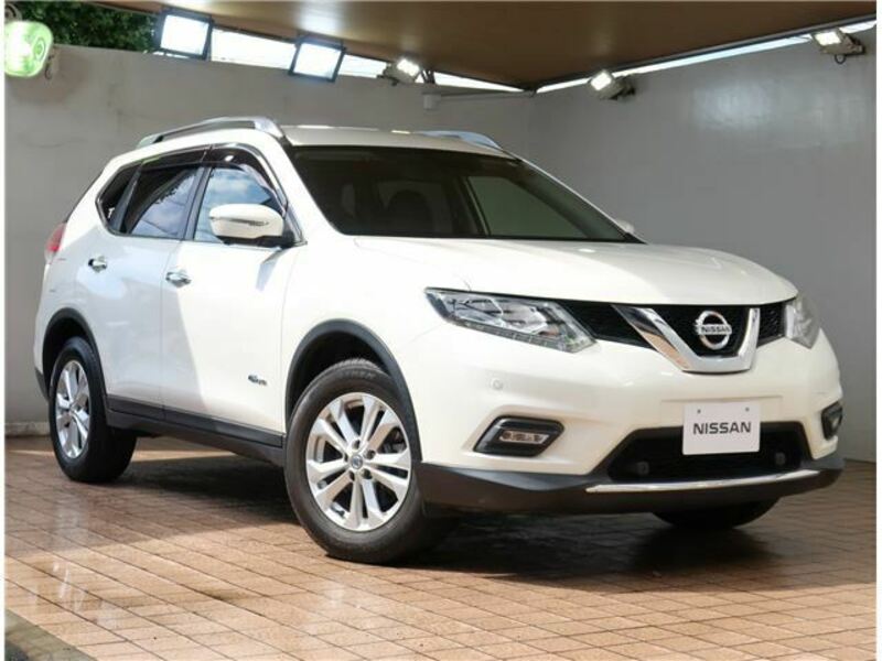 NISSAN　X-TRAIL