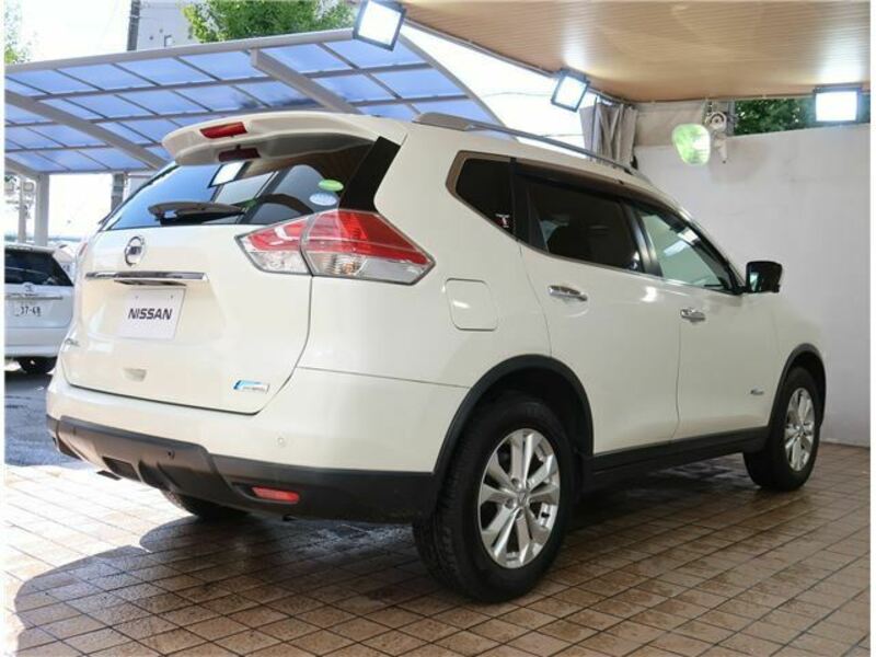 X-TRAIL-23