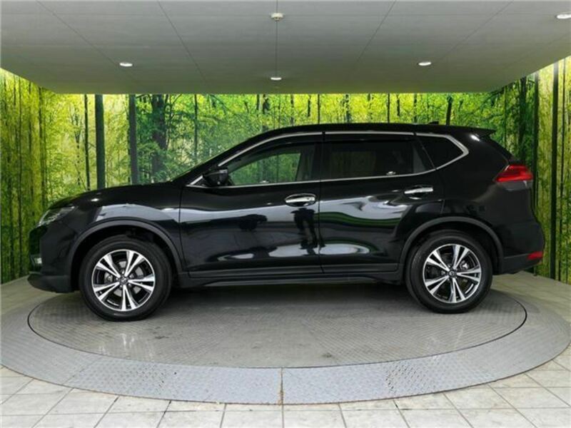 X-TRAIL-8