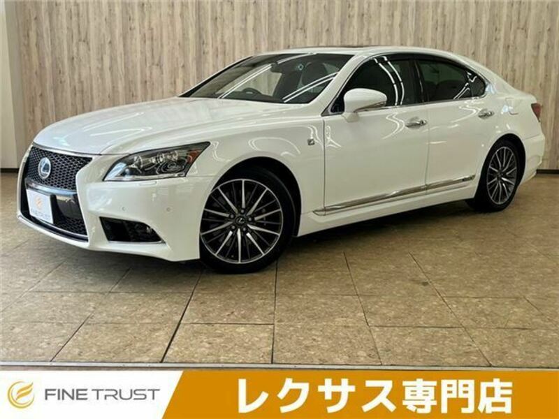 LEXUS　LS