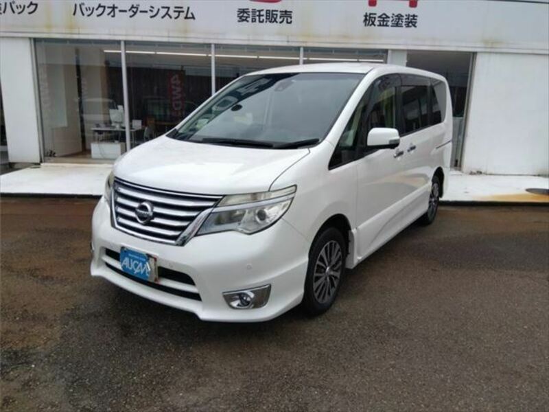 NISSAN　SERENA