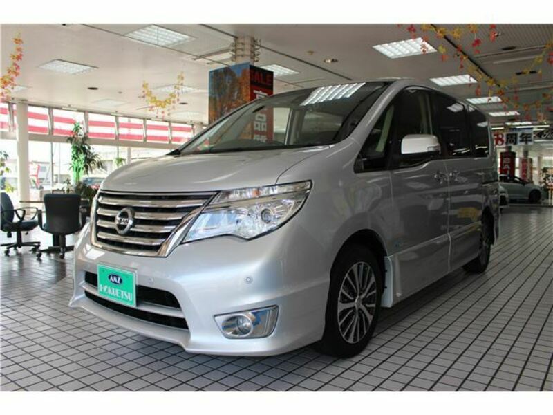 NISSAN　SERENA