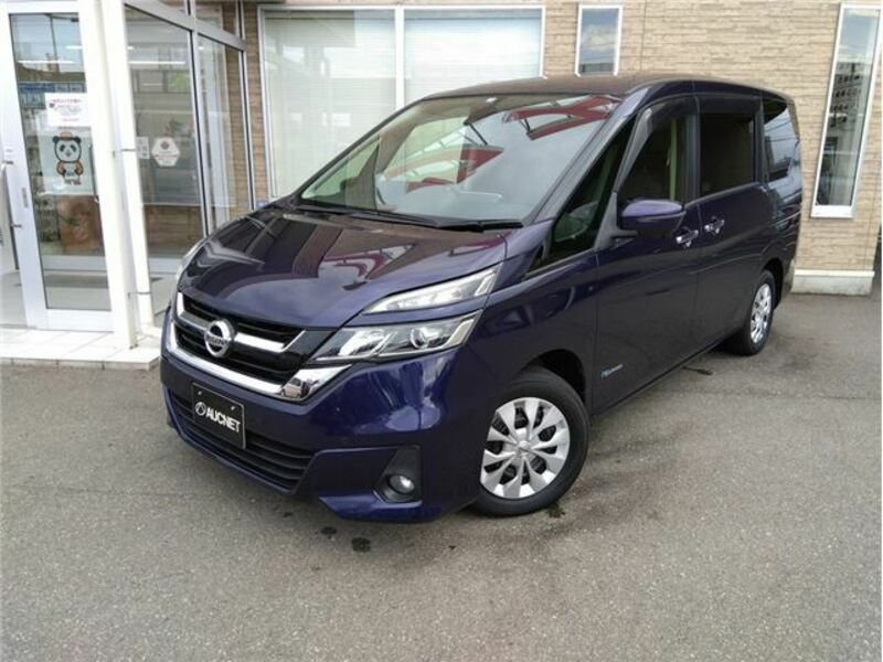 NISSAN　SERENA