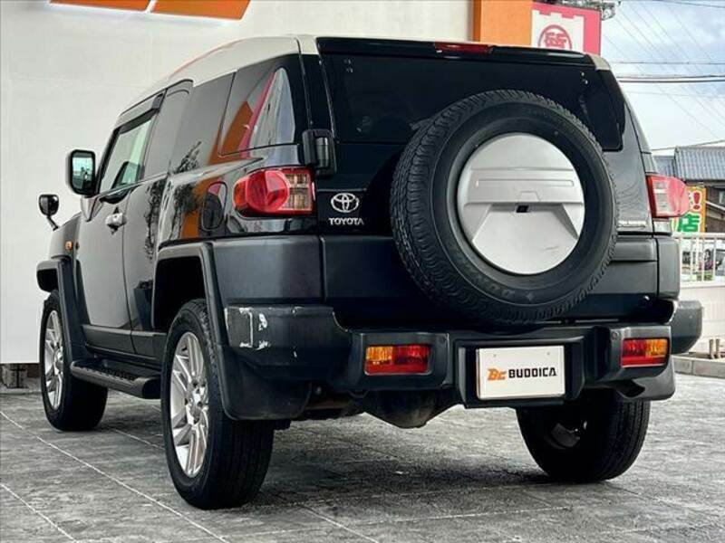 FJ CRUISER-11