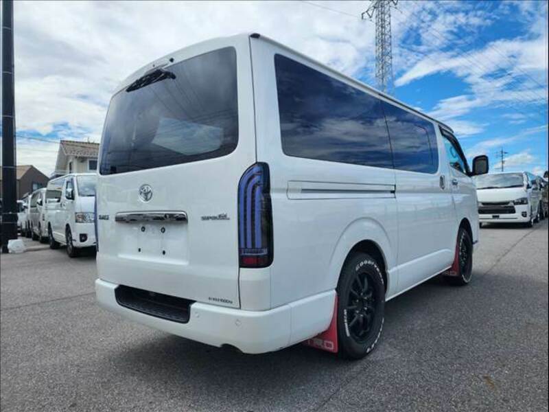 HIACE VAN-14