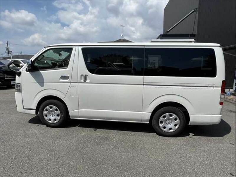 HIACE VAN-13