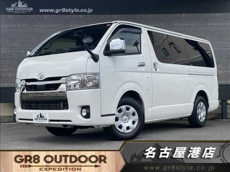 TOYOTA　HIACE VAN