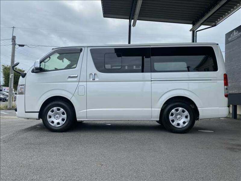 HIACE VAN-13