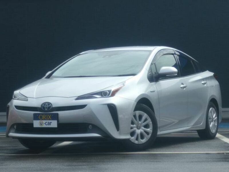 TOYOTA　PRIUS