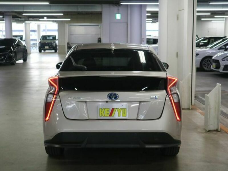 PRIUS-5