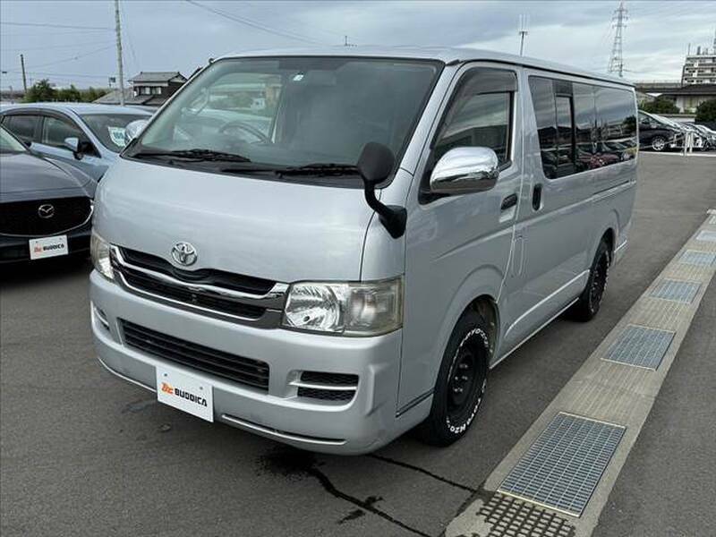 HIACE VAN-9