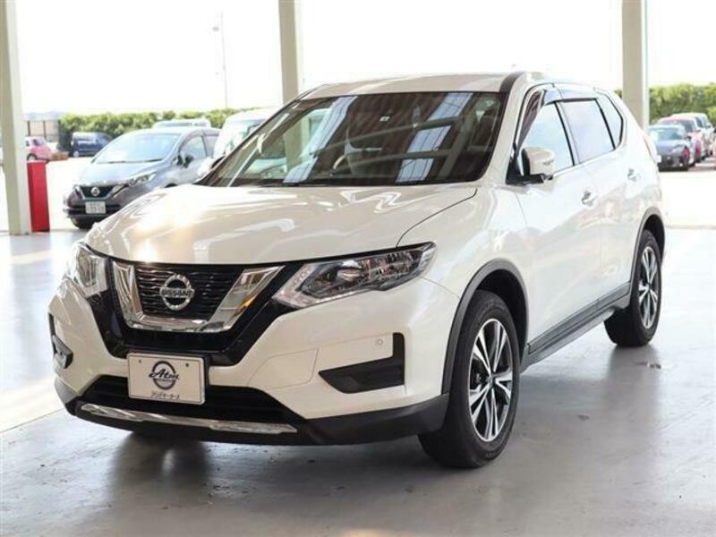 NISSAN　X-TRAIL