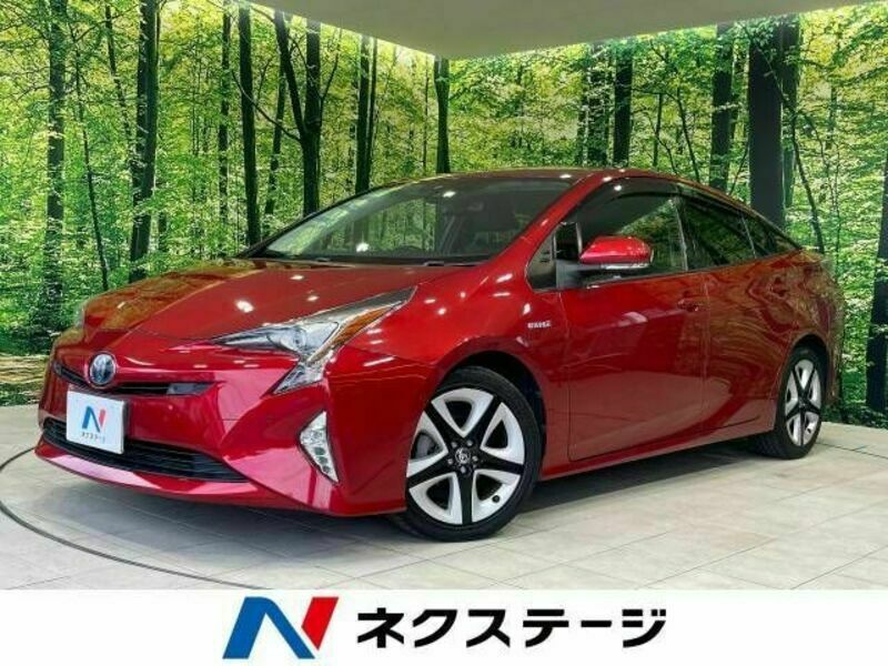 TOYOTA　PRIUS