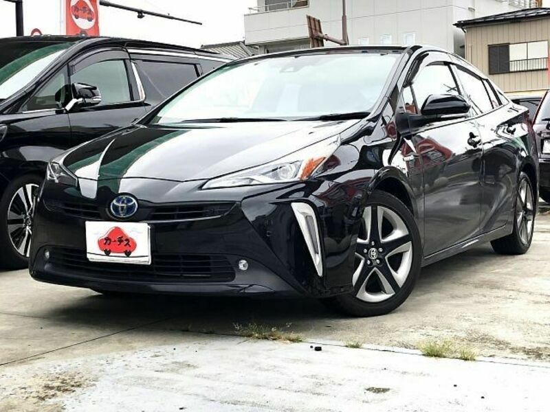 TOYOTA　PRIUS