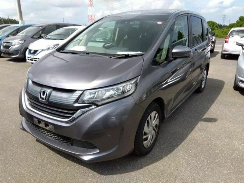 HONDA　FREED