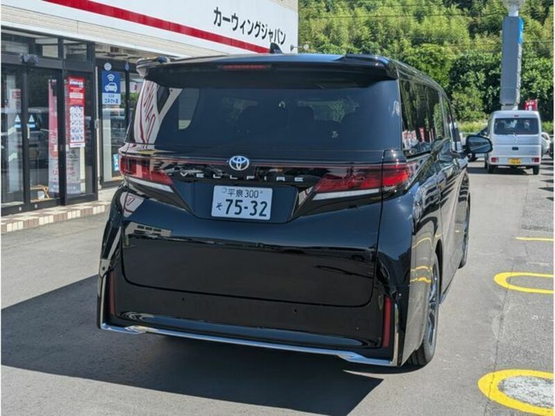 VELLFIRE-8