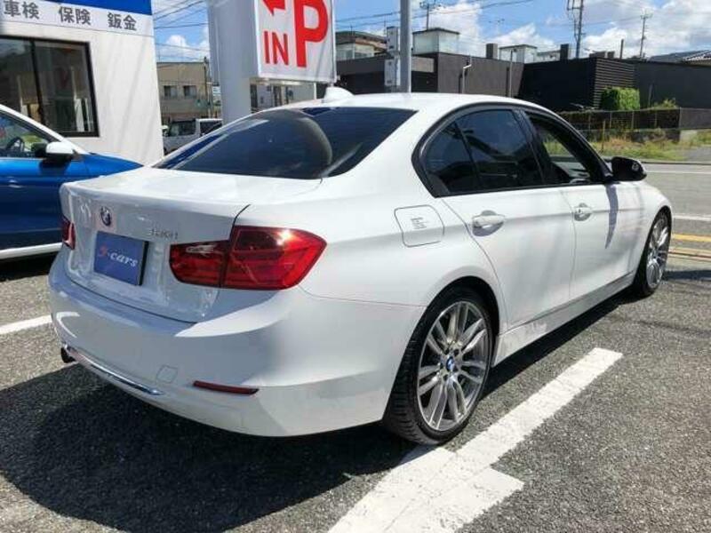 3 SERIES-17