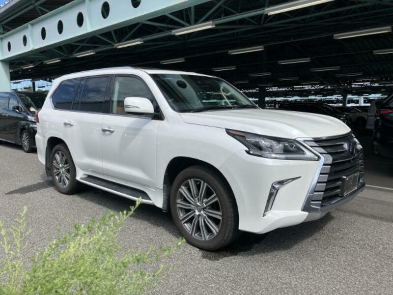 LEXUS　LX