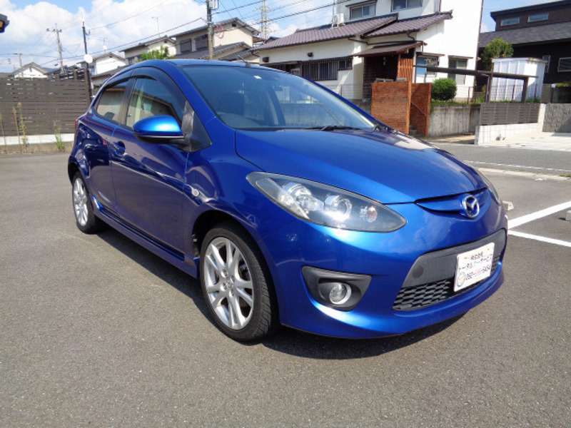 MAZDA　DEMIO