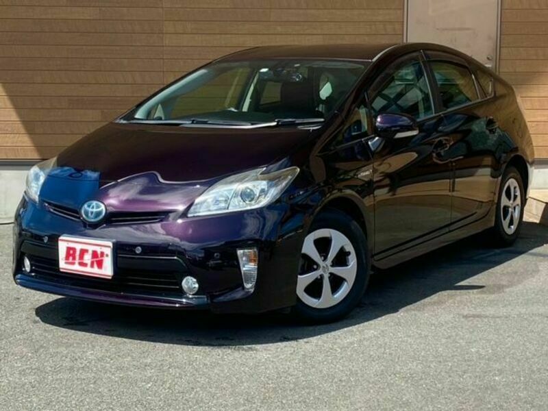 TOYOTA　PRIUS