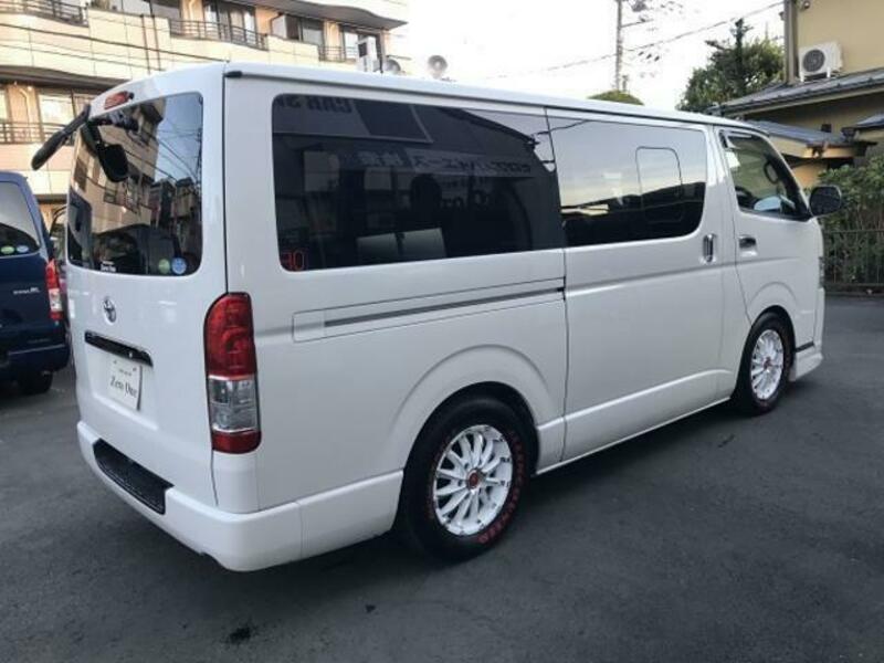 HIACE VAN-4