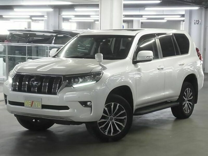 TOYOTA　LAND CRUISER PRADO