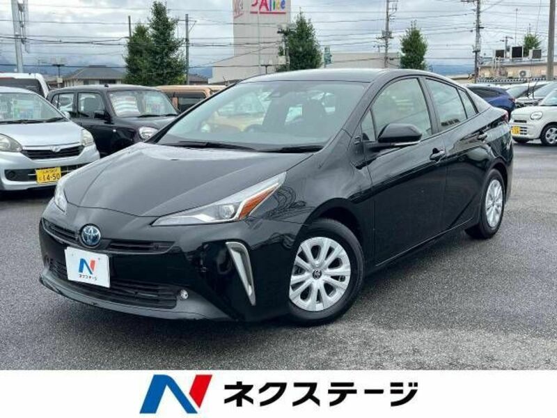 TOYOTA　PRIUS