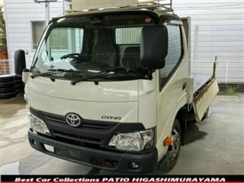 TOYOTA　DYNA