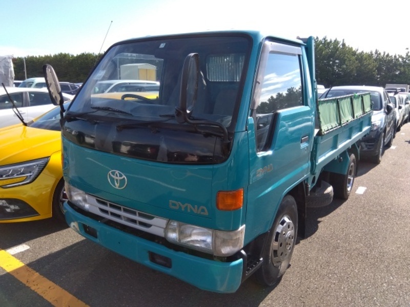 TOYOTA　DYNA