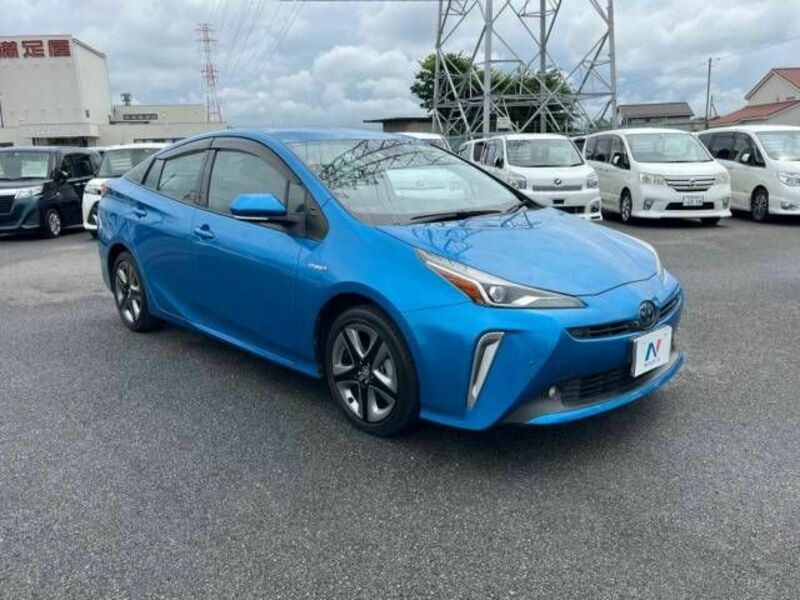 PRIUS-16