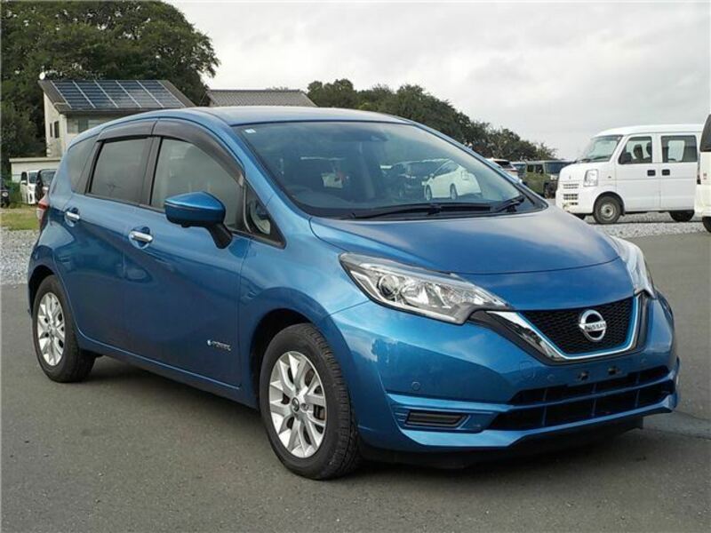 NISSAN　NOTE