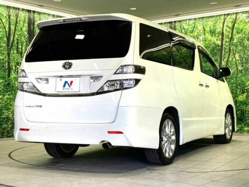 VELLFIRE-18