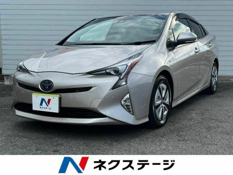 TOYOTA　PRIUS