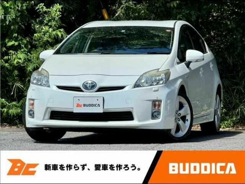 TOYOTA　PRIUS