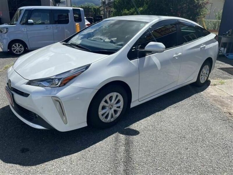 PRIUS-4